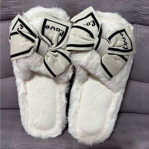 Cozy White Faux Fur Slippers with Bow